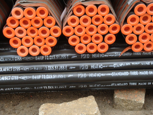 Price comparison of seamless and welded pipes